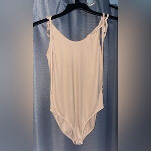 Audrey 3+1 Nude Tie Up Sleeves Bodysuit